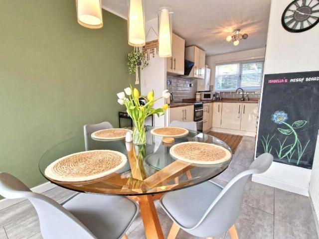House for sale in Evershot, Oxfordshire