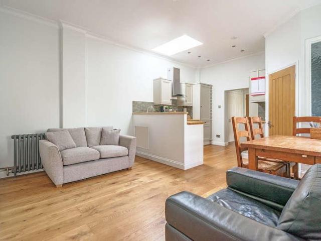 House for sale in High Brooms, Tunbridge Wells