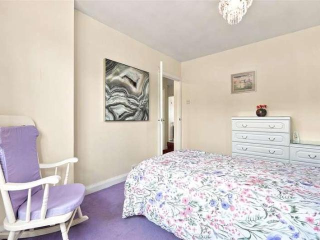 House for sale in Alton Barnes, Essex