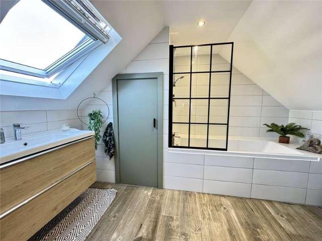 House for sale in Old Milton, Ashurst Bridge