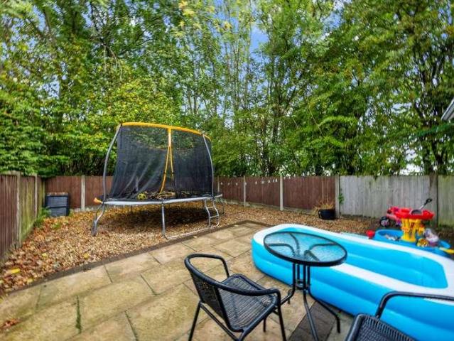 House for sale in Burtonwood and Westbrook, Warrington