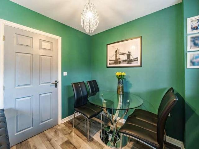 House for sale in Tewkesbury, Northway