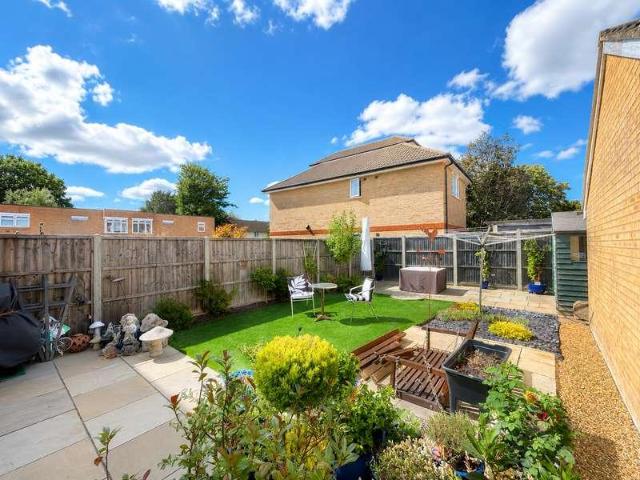 House for sale in Farnborough, Hampshire