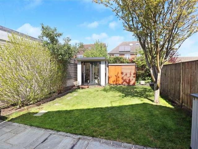 House for sale in Westfield, Woking