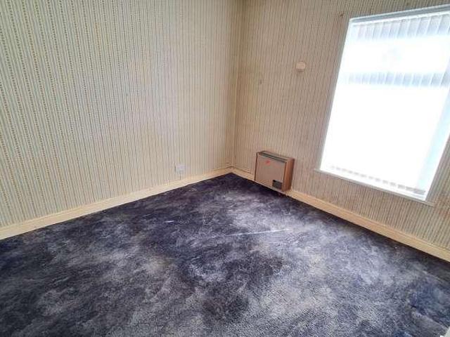 House for sale in Ball Hill, West Midlands
