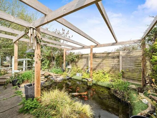 House for sale in Ferndale, Rodbourne