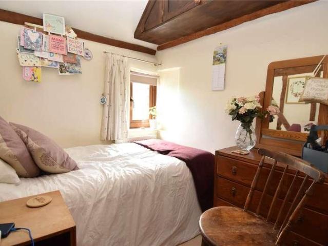 House for sale in Dodderhill, Crookhill