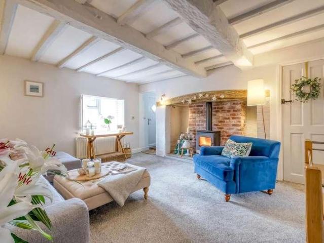 House for sale in Crookhill, Worcestershire