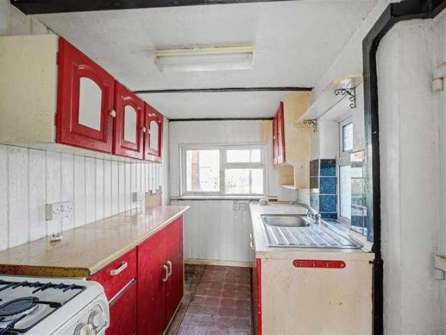 House for sale in Attenborough, East Midlands
