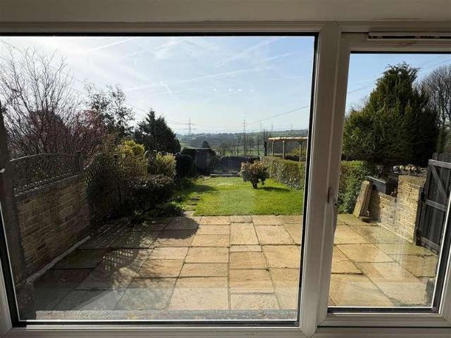 House for sale in Westwood Park, Queensbury