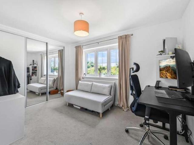 House for sale in Chipping Hill, Essex