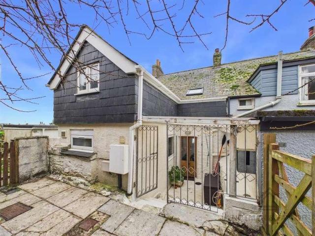 House for sale in Portwrinkle, Cornwall