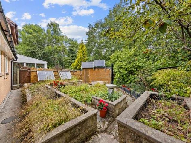 House for sale in Burtonwood and Westbrook, Warrington