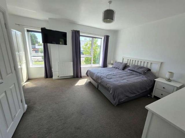 House for sale in Georgia, Greater Manchester