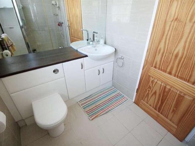 House for sale in Whitkirk, Colton