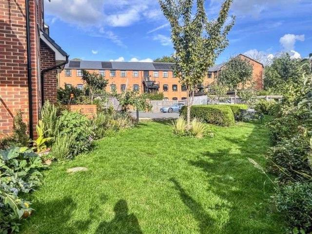 House for sale in Castlefield, Cressex