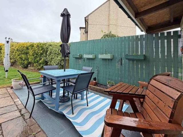 House for sale in Llanfihangel yn Nhowyn, Caergeiliog