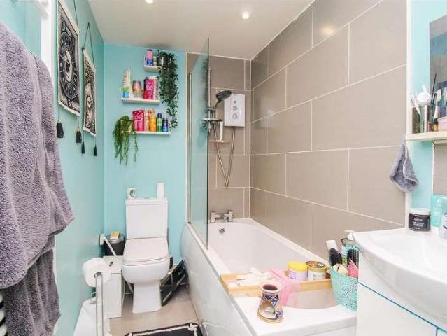 House for sale in New Crofton, West Yorkshire