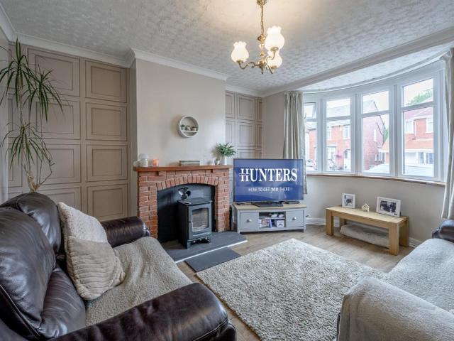 House for sale in Kingswinford, West Midlands
