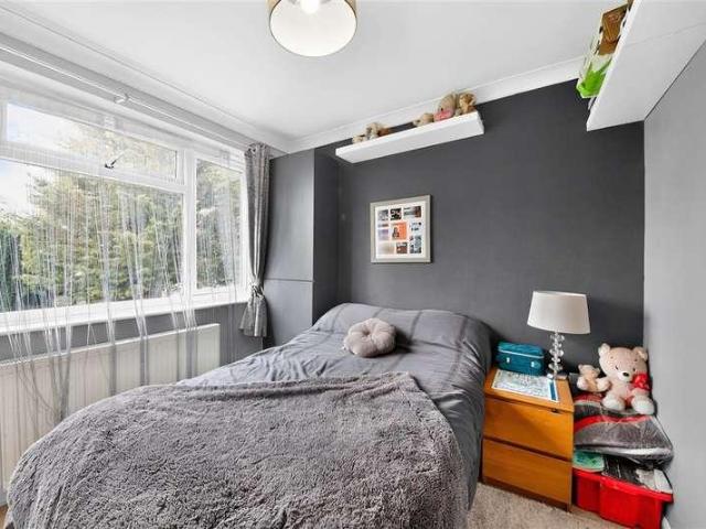 House for sale in Rush Green, Greater London