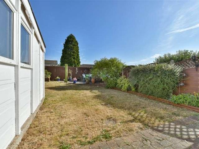 House for sale in London Borough of Croydon, Forestdale
