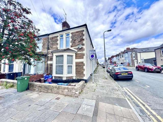 House for sale in Falcon Lodge, Wales
