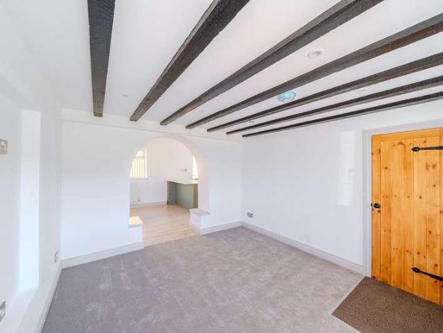House for sale in Bromsberrow Heath, Gloucestershire
