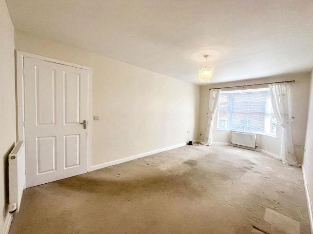 House for sale in Highfield, High Spen