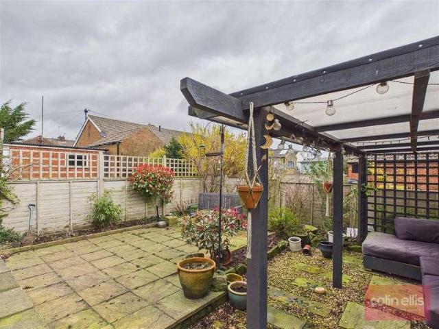 House for sale in East Ayton, North Yorkshire