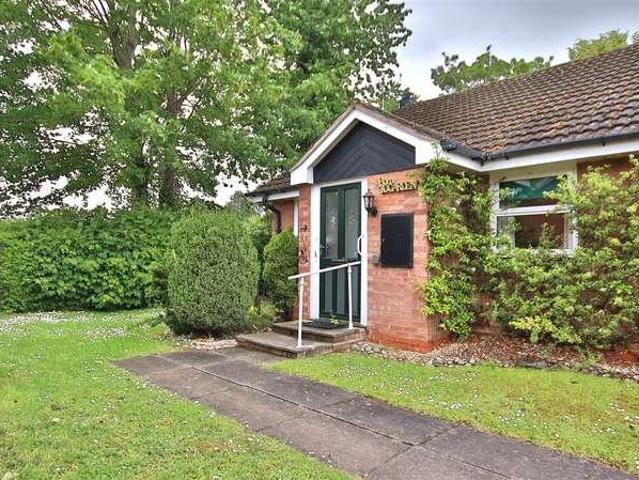 House for sale in Tewkesbury, Pamington