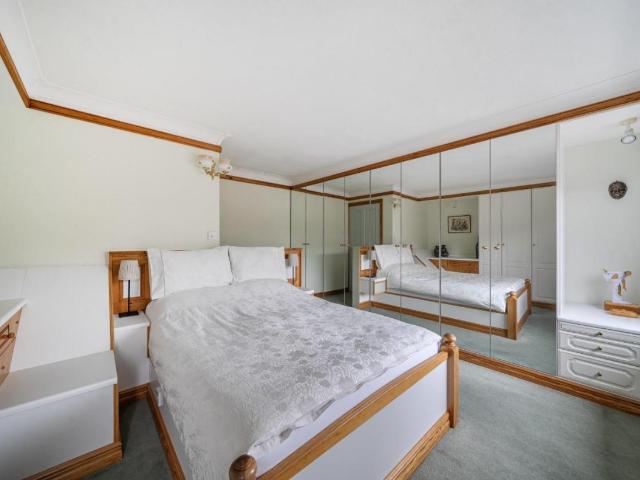 House for sale in Chapeltown, South Yorkshire