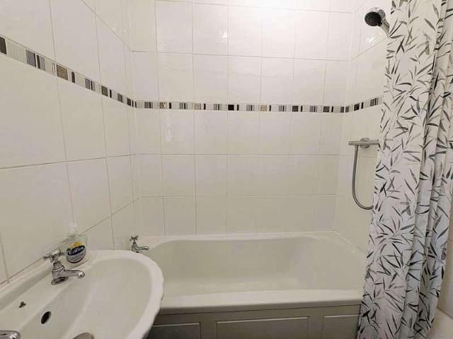 House for sale in Springhead, Oldham