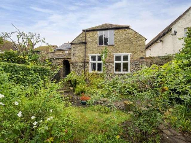 House for sale in Sandwich, Ash