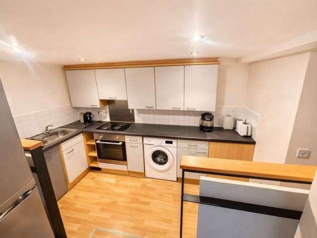 House for sale in The Haulgh, Lee Bank