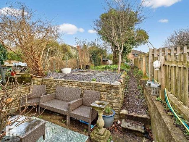 House for sale in Gwaelod-y-garth, Wales