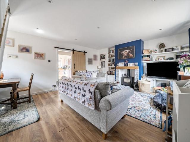 House for sale in Barton Stacey, Hampshire