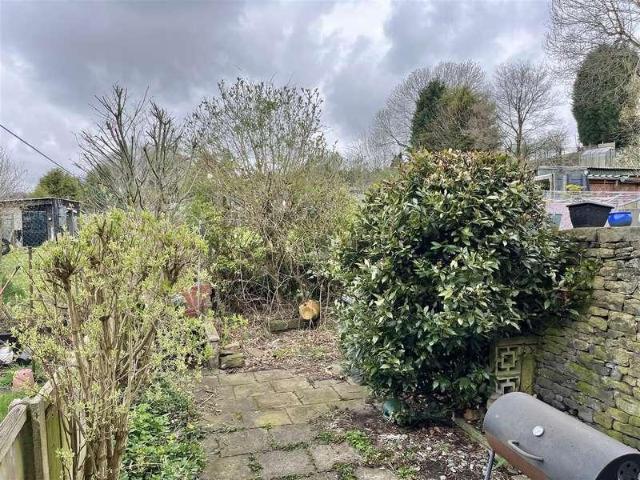 House for sale in Charlesworth, East Midlands
