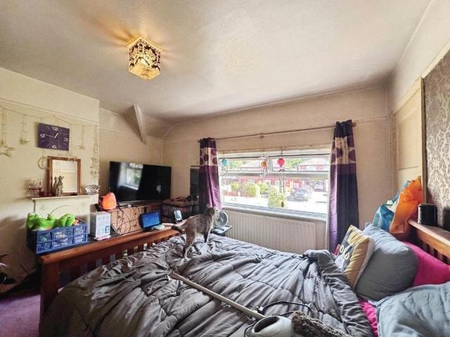 House for sale in West Chevin, Guiseley