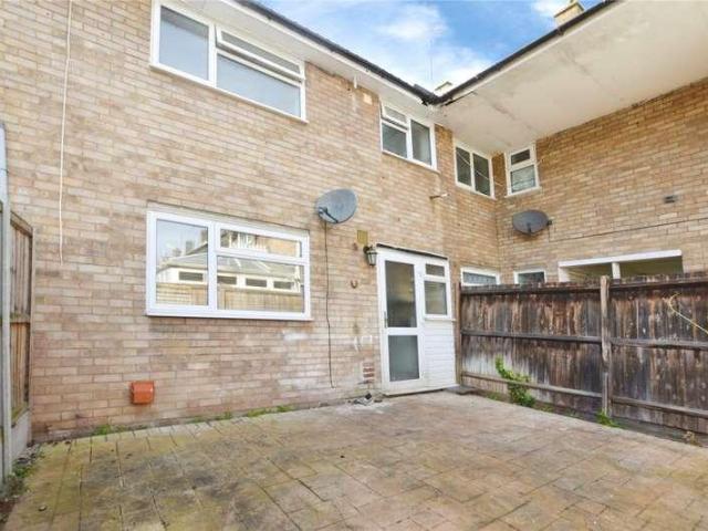 House for sale in Lee Chapel, Essex