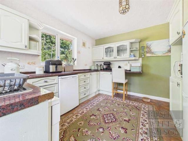 House for sale in Glenleigh Park, Heathlands