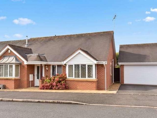 House for sale in Kingswinford, Dudley