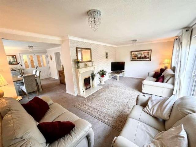 House for sale in Solihull, Tidbury Green