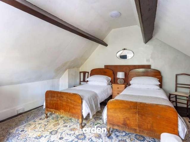 House for sale in Bromsgrove, Worcestershire