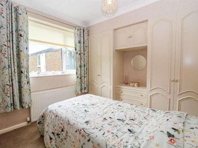 House for sale in Wakefield, Netherton