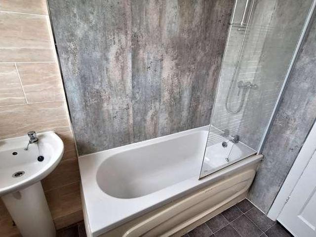 House for sale in Bell Green, Coventry