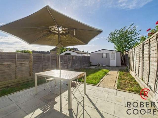 House for sale in Ruislip, London Borough of Hillingdon