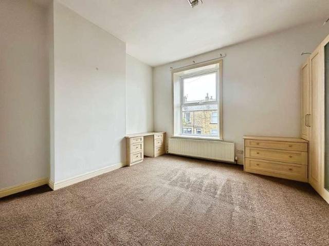 House for sale in Kirklees, Bury