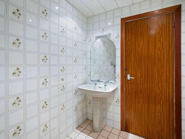 House for sale in Corstorphine, Scotland