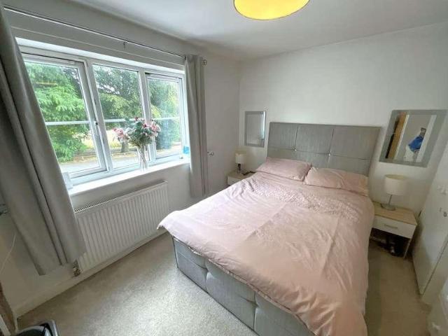 House for sale in Dixons Green, West Midlands