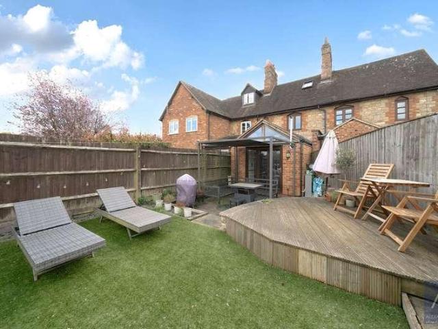 House for sale in Radclive, Buckinghamshire